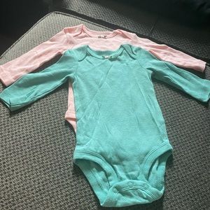 Carter’s onesie size 3m